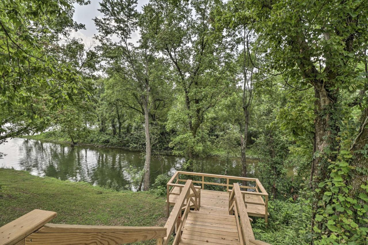 Mountain Home Cottage With Deck On White River! Gassville Eksteriør bilde